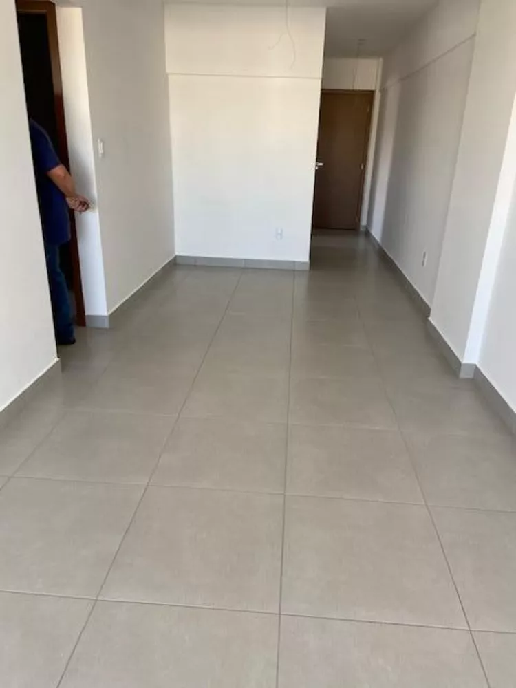 Apartamento à venda com 2 quartos, 67m² - Foto 8