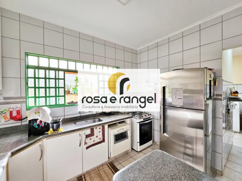 Casa, 3 quartos, 180 m² - Foto 3