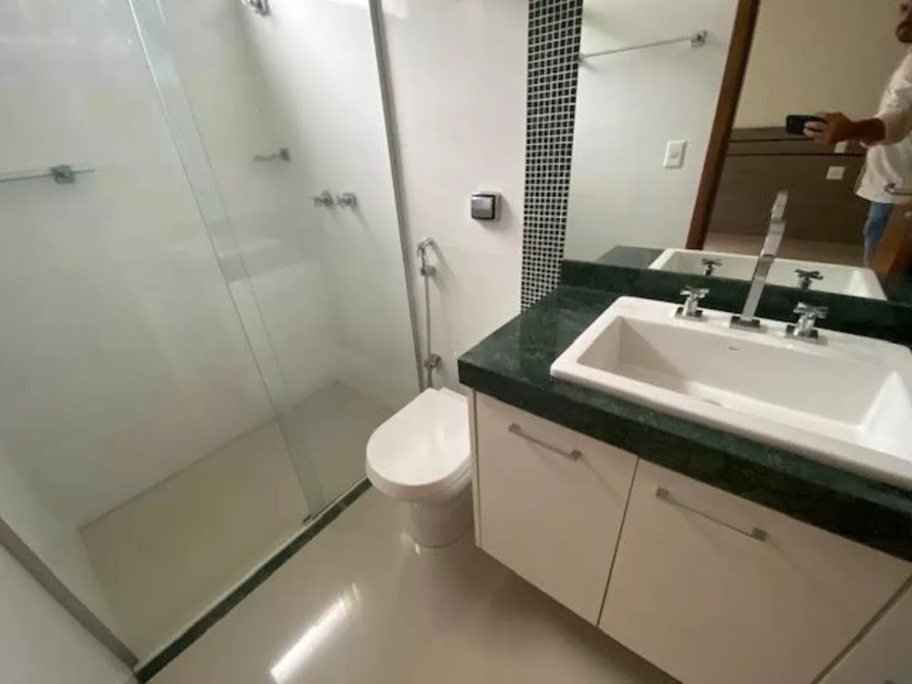 Casa de Condomínio à venda com 4 quartos, 374m² - Foto 3