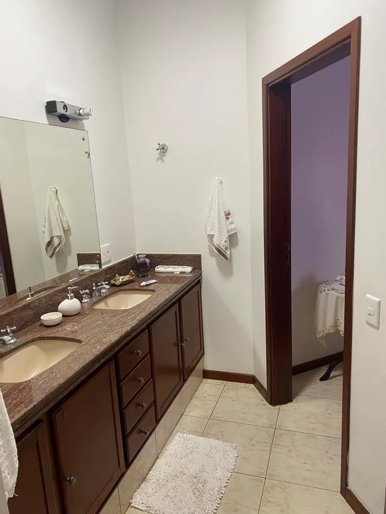 Casa, 4 quartos, 317 m² - Foto 4