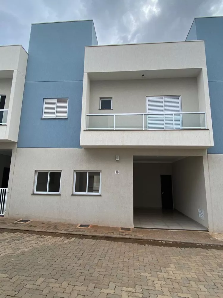 Casa de Condomínio à venda com 2 quartos, 70m² - Foto 4