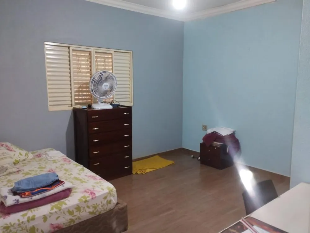 Chácara, 6 quartos, 2035 m² - Foto 1
