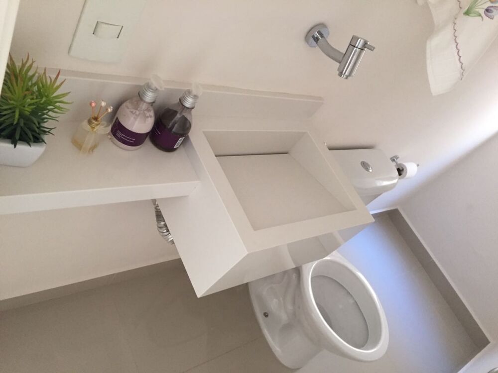 Casa de Condomínio à venda com 3 quartos, 210m² - Foto 1