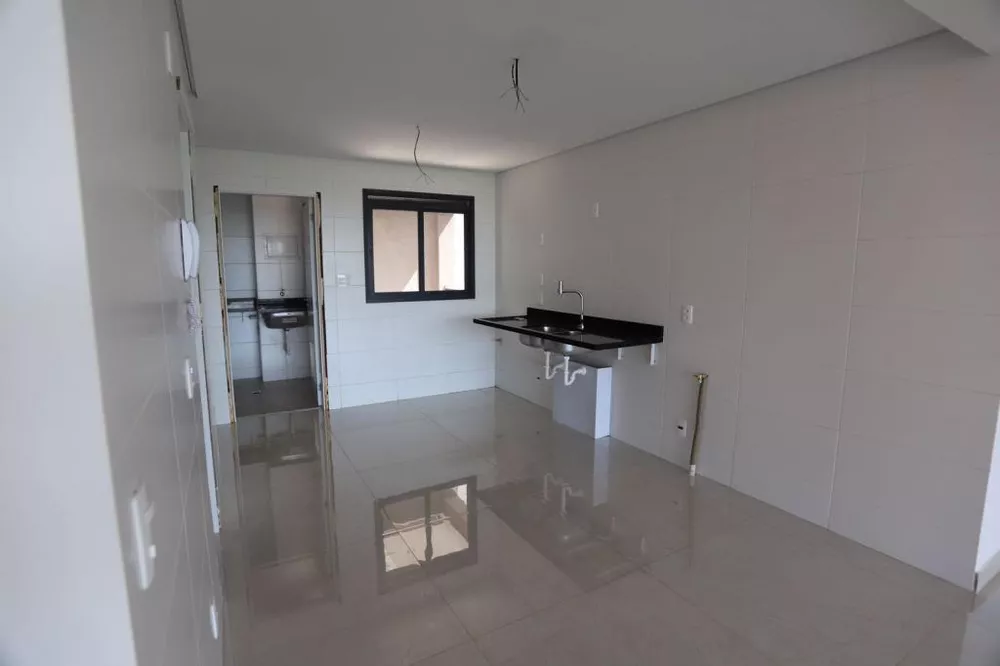 Apartamento à venda com 3 quartos, 158m² - Foto 5