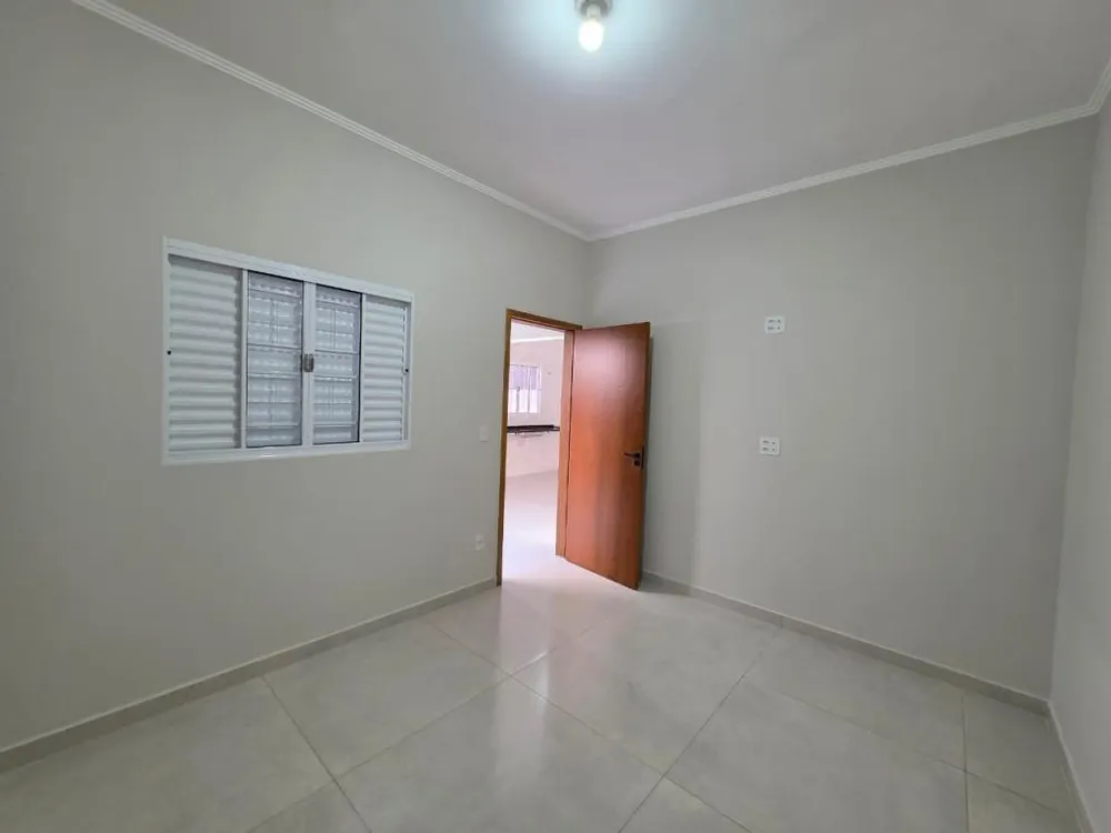 Casa, 2 quartos, 81 m² - Foto 1