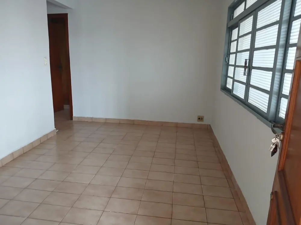 Casa, 3 quartos, 142 m² - Foto 1