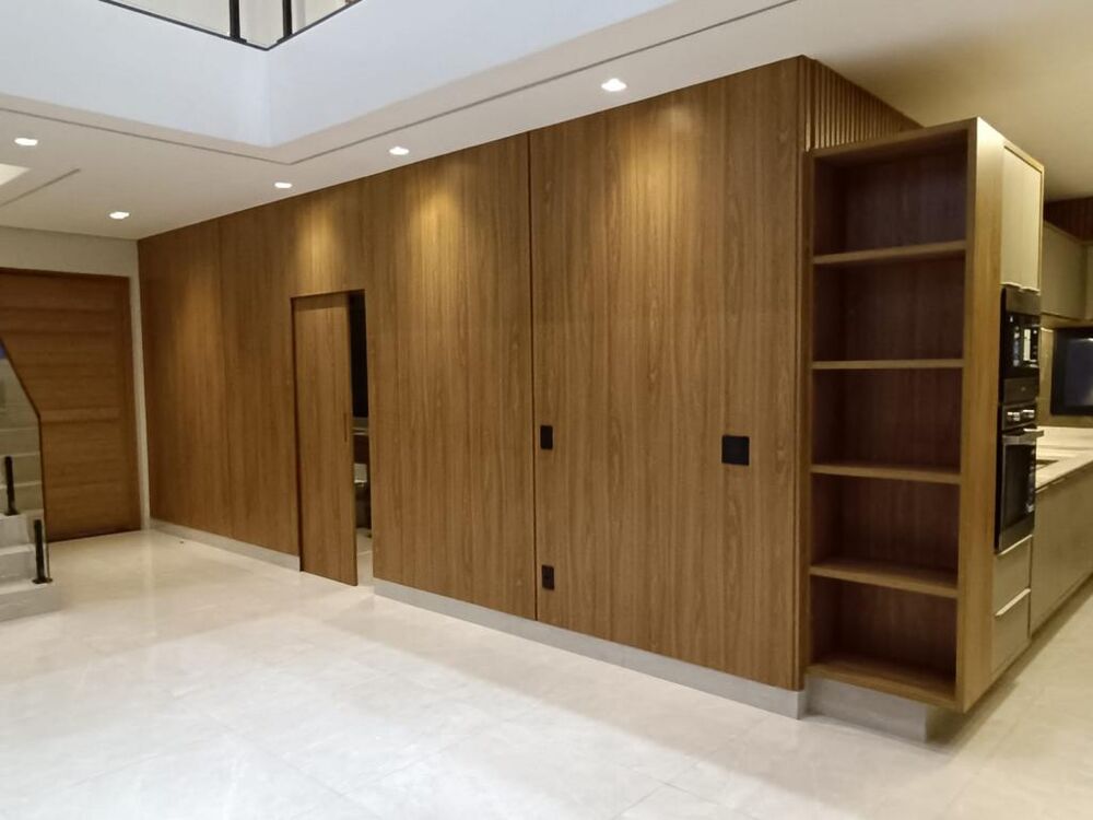 Casa de Condomínio à venda com 4 quartos, 306m² - Foto 2