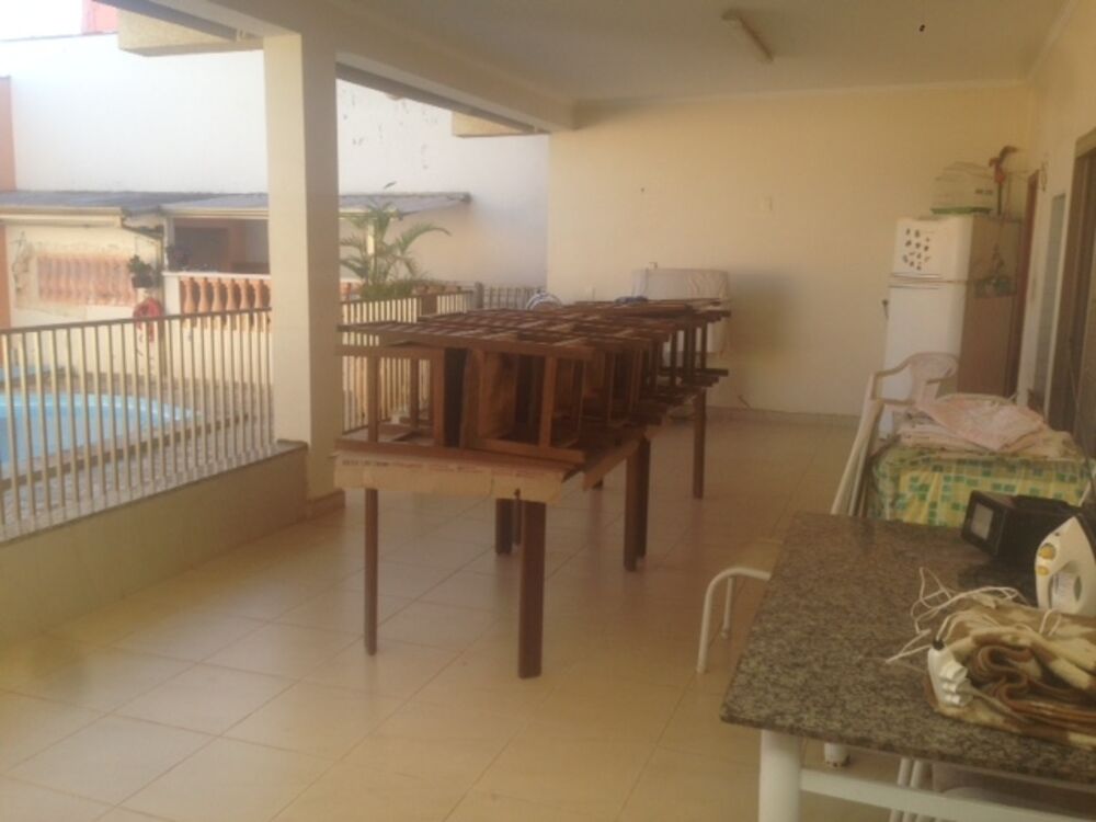 Casa à venda com 3 quartos, 270m² - Foto 12