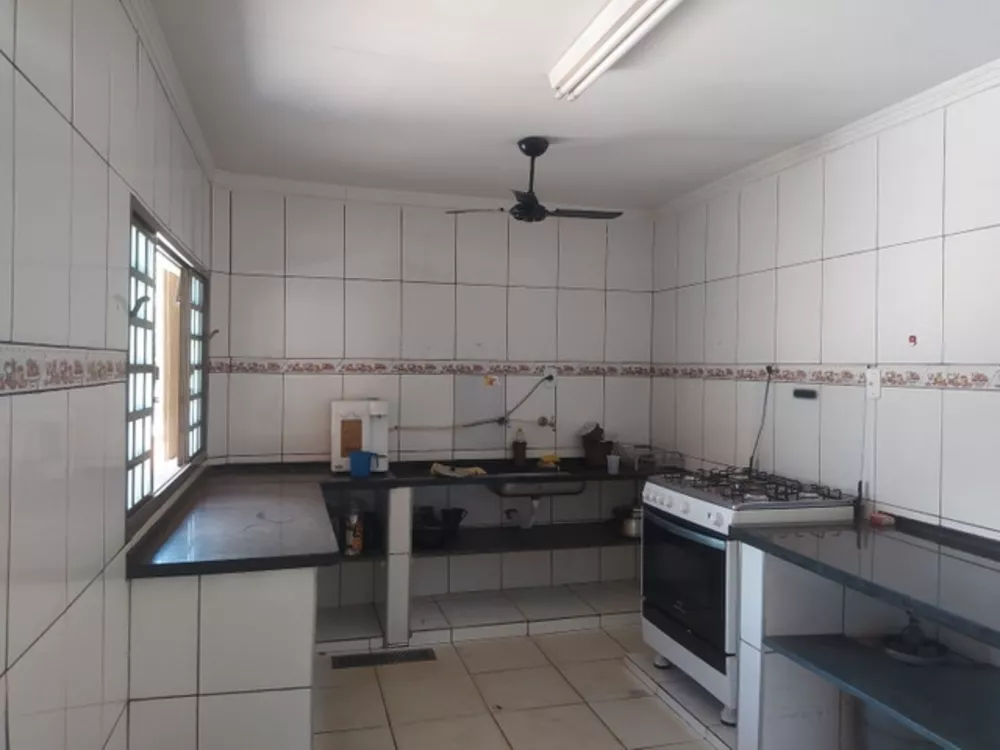 Fazenda à venda com 3 quartos, 200m² - Foto 11