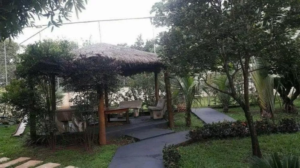 Fazenda à venda com 3 quartos, 200m² - Foto 2