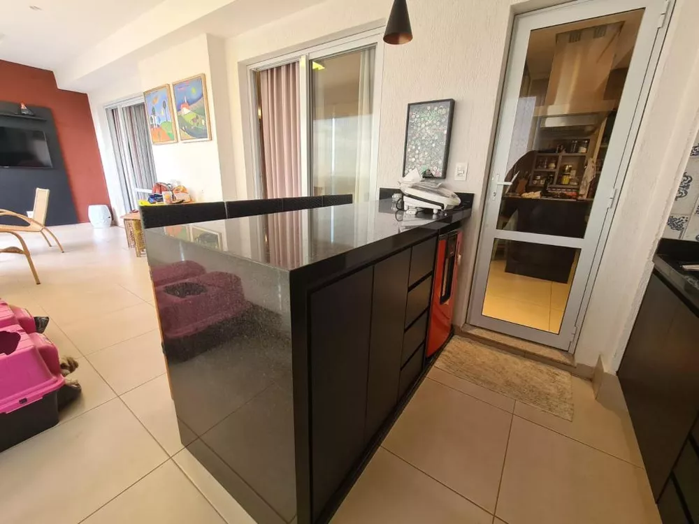 Apartamento à venda com 3 quartos, 171m² - Foto 3