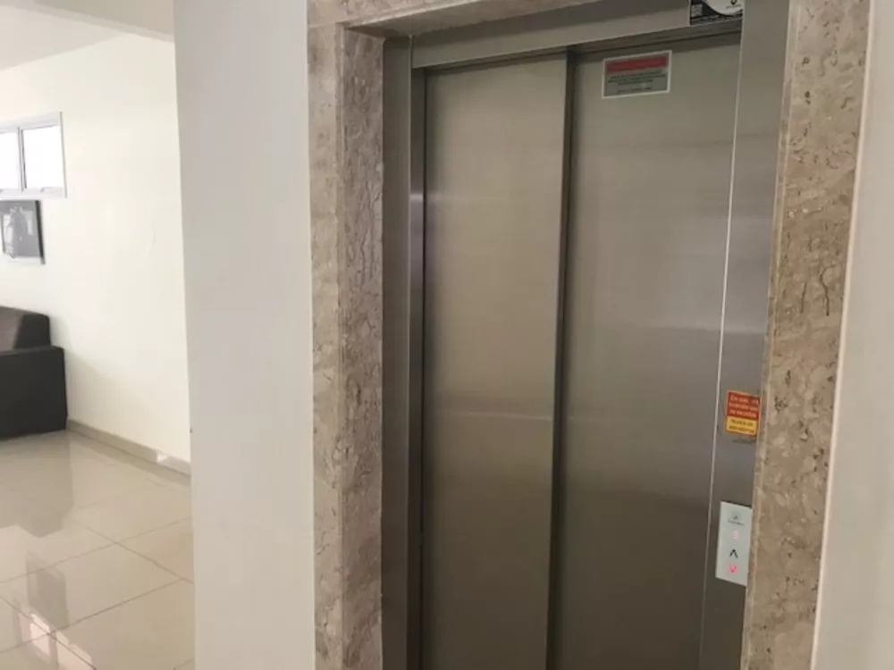 Apartamento à venda com 2 quartos, 70m² - Foto 15