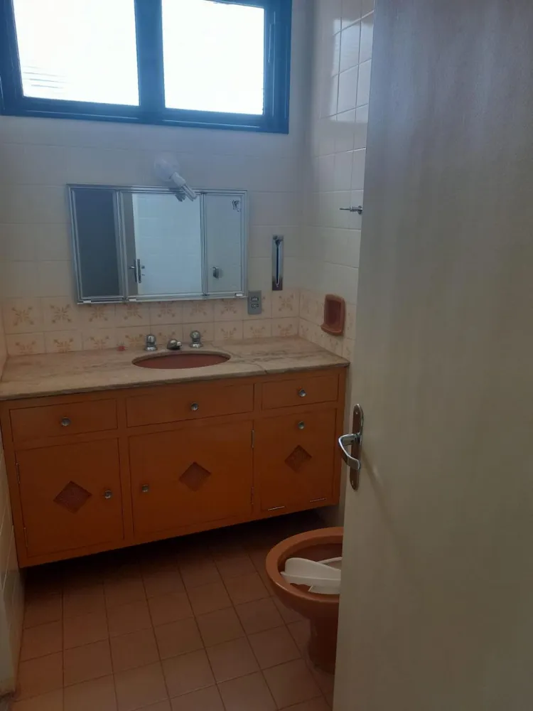 Casa, 4 quartos, 232 m² - Foto 2