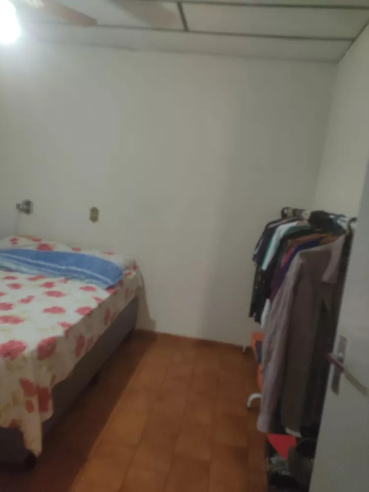 Casa à venda com 3 quartos, 150m² - Foto 2