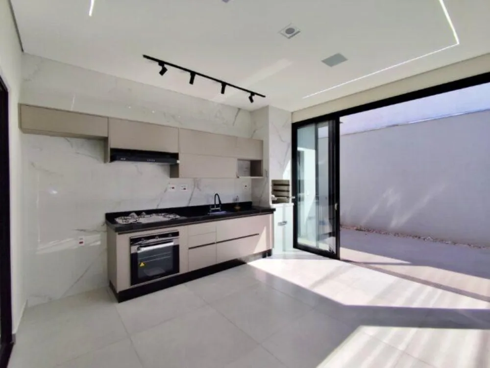 Casa, 3 quartos, 171 m² - Foto 1