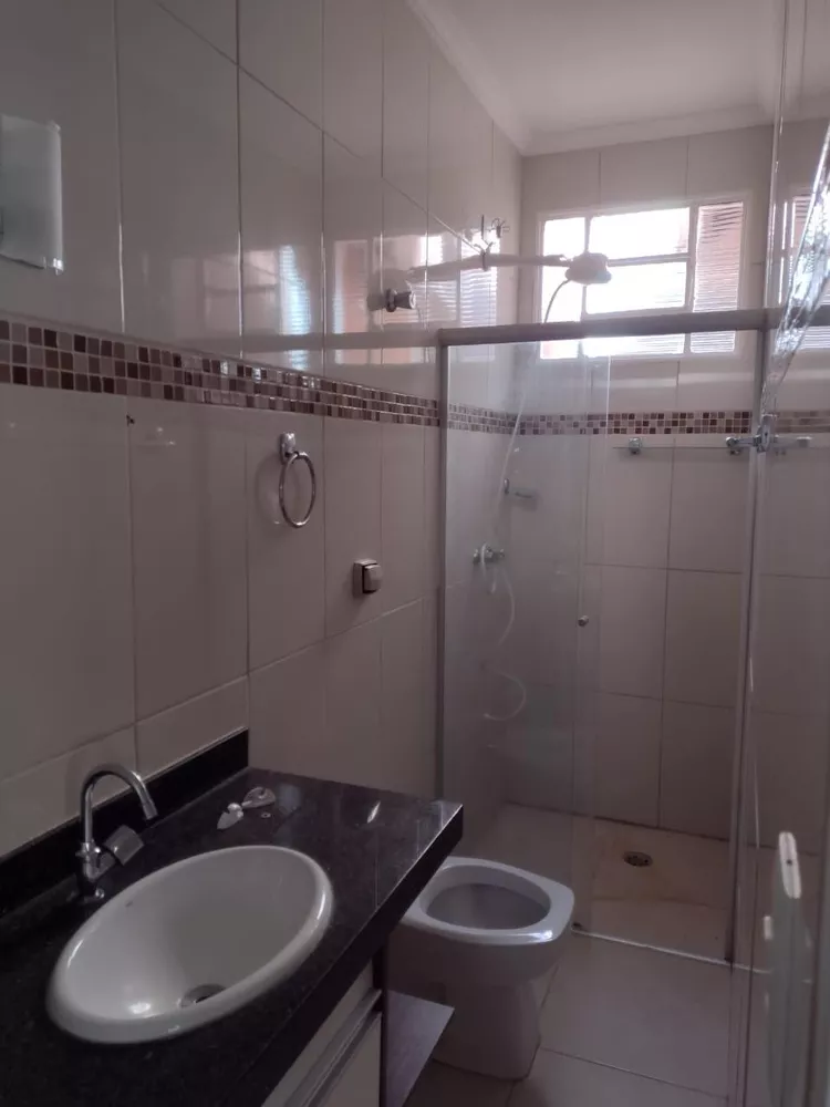 Casa à venda com 3 quartos, 180m² - Foto 8