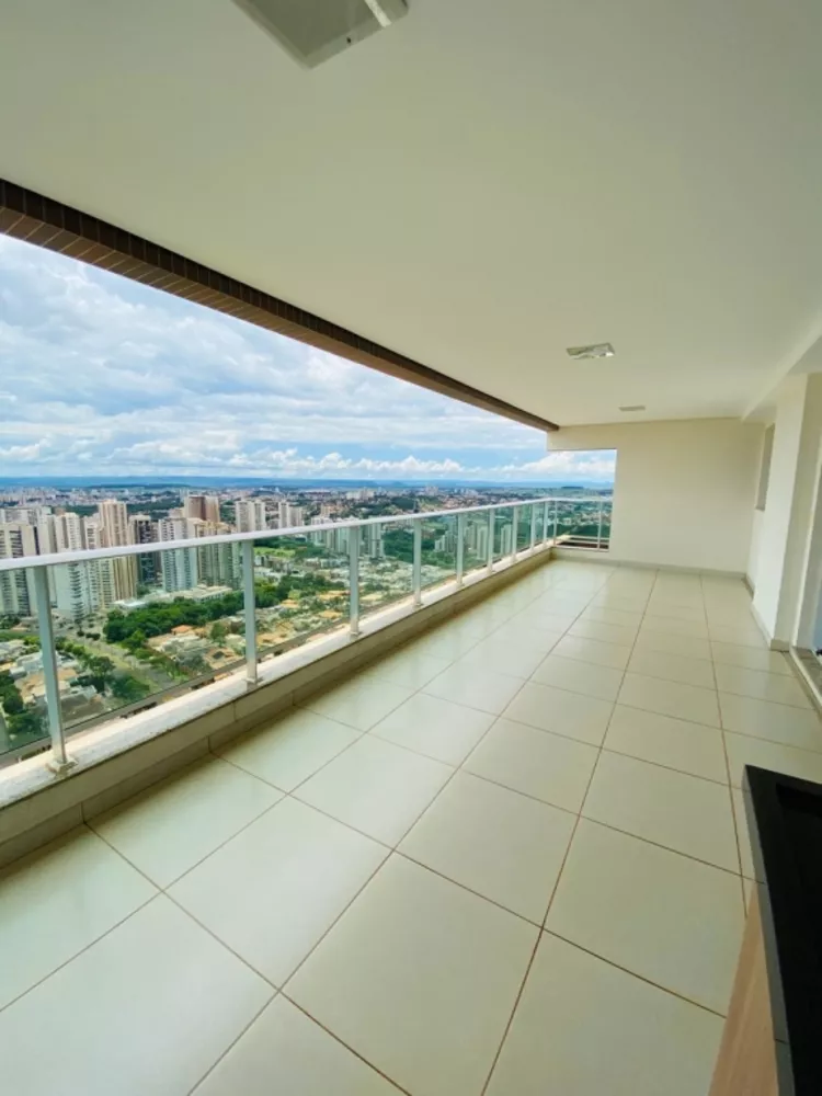 Apartamento à venda com 3 quartos, 218m² - Foto 2