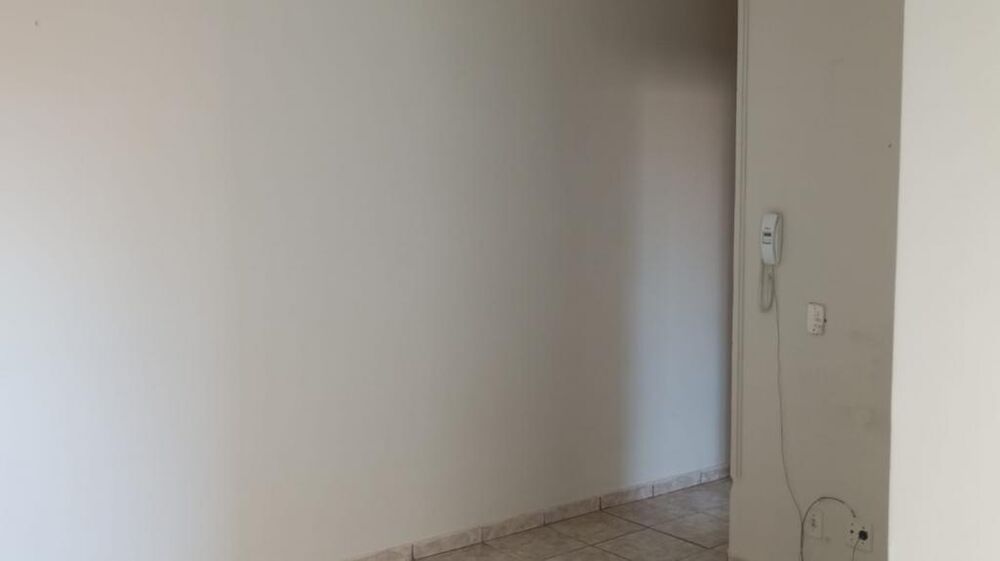 Apartamento à venda com 2 quartos, 55m² - Foto 2