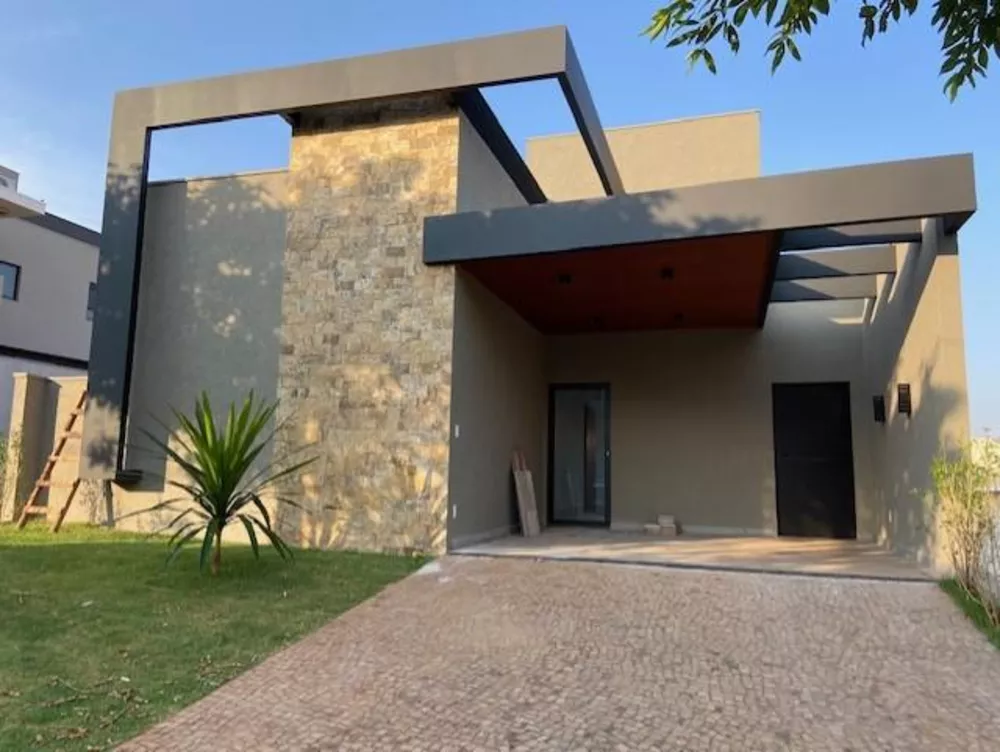 Casa de Condomínio à venda com 3 quartos, 136m² - Foto 1