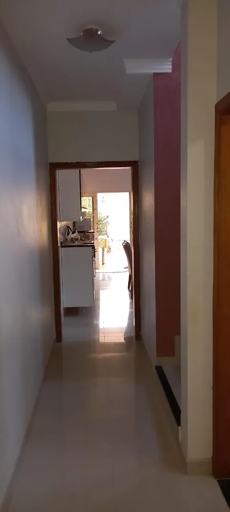 Casa, 4 quartos, 193 m² - Foto 1