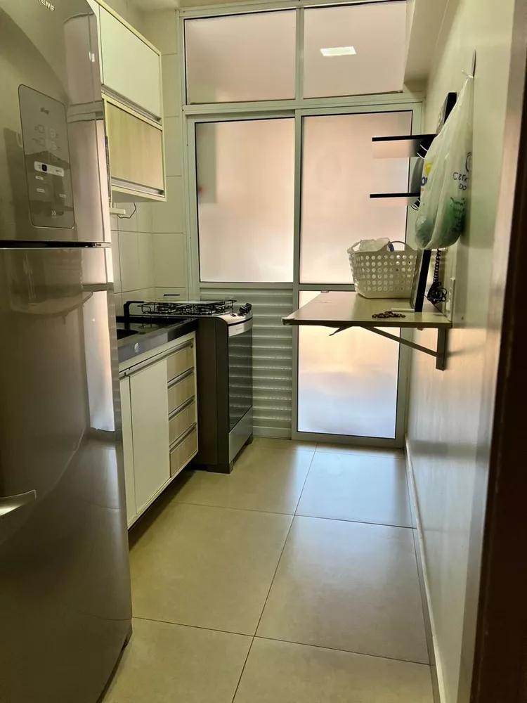 Apartamento à venda com 2 quartos, 87m² - Foto 2