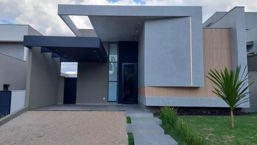 Casa de Condomínio à venda com 4 quartos, 205m² - Foto 1