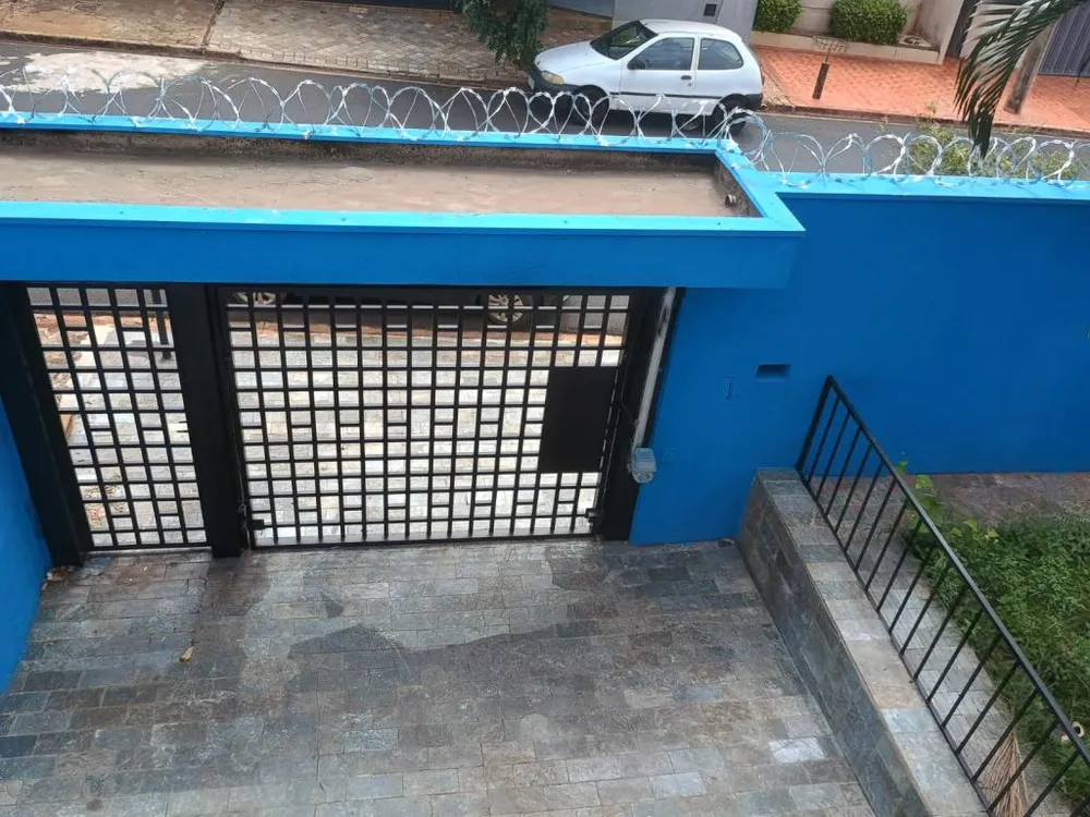 Casa, 5 quartos, 250 m² - Foto 1
