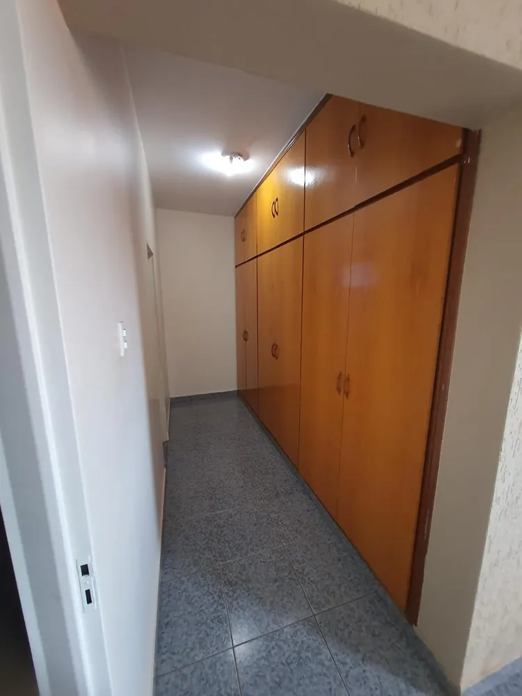 Casa, 5 quartos, 250 m² - Foto 8