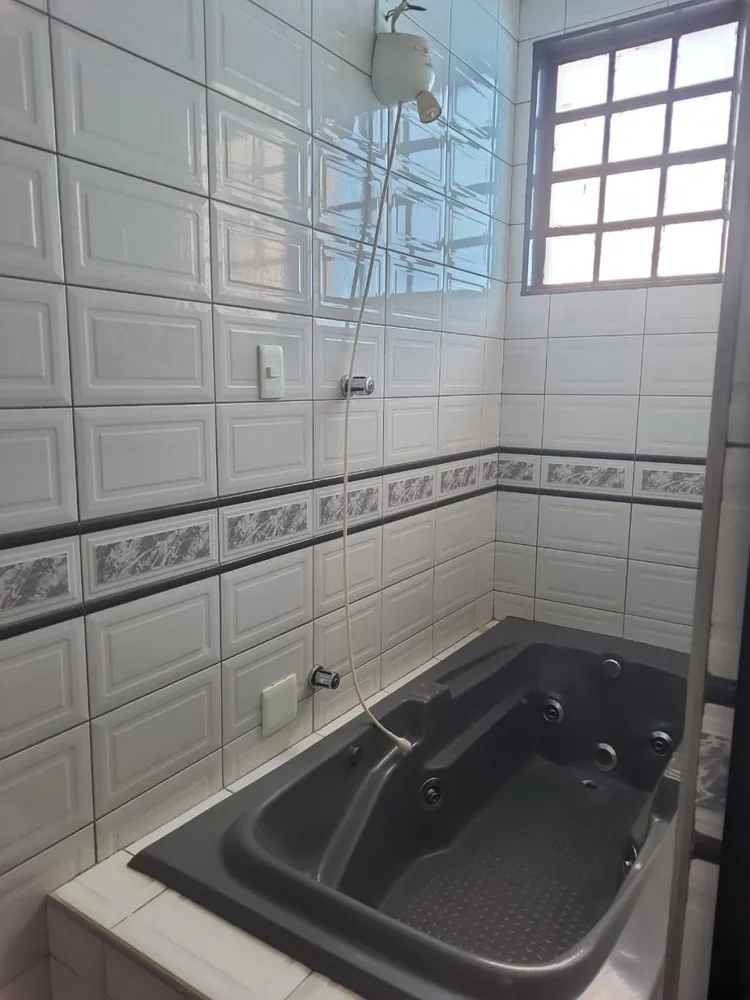 Casa, 5 quartos, 250 m² - Foto 3