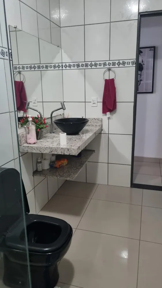 Casa, 3 quartos, 181 m² - Foto 1