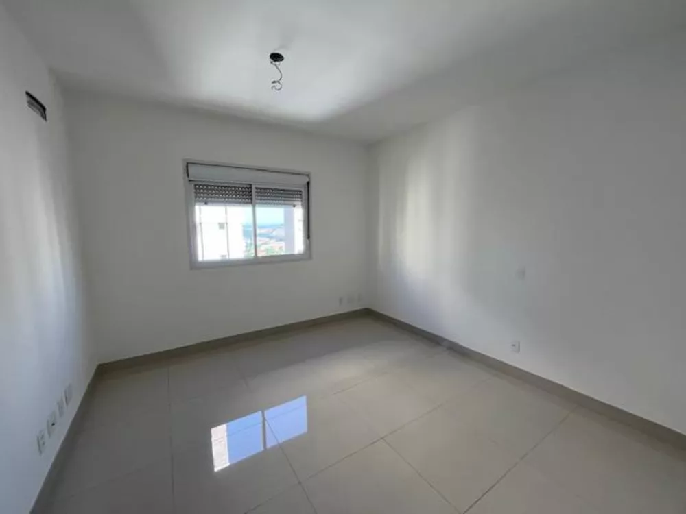 Apartamento à venda com 3 quartos, 295m² - Foto 3