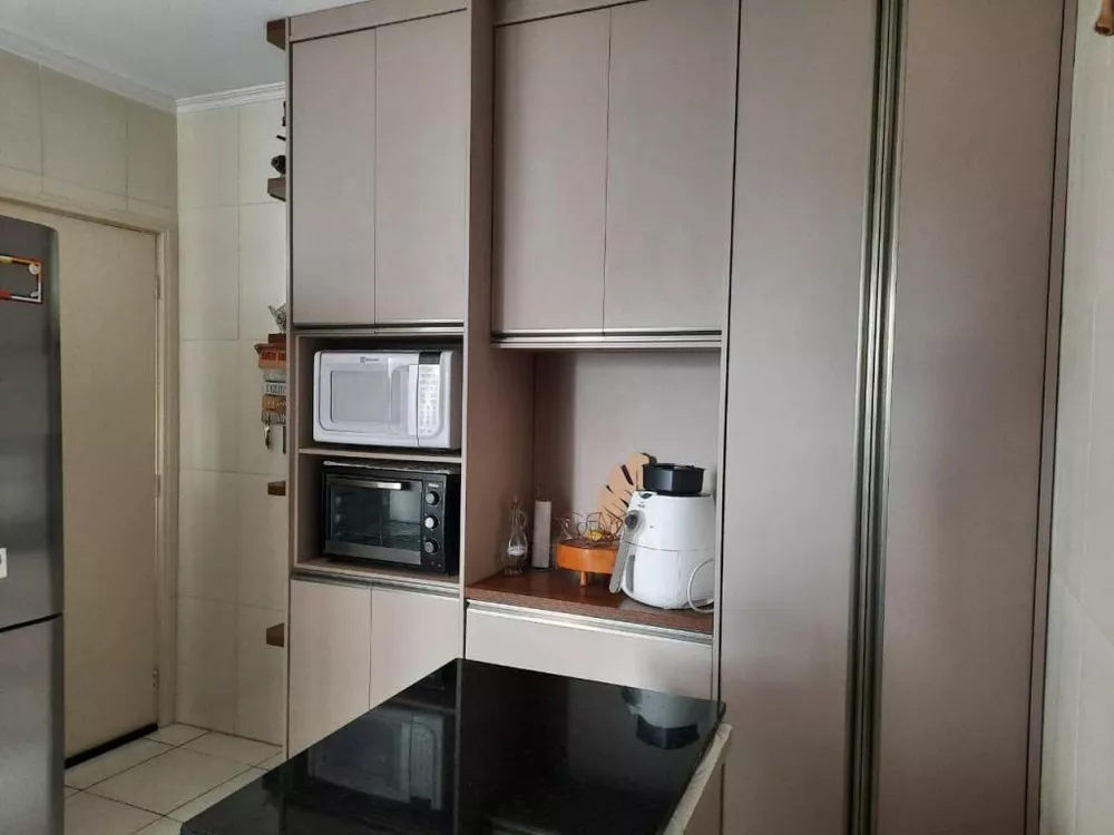 Apartamento à venda com 3 quartos, 96m² - Foto 15