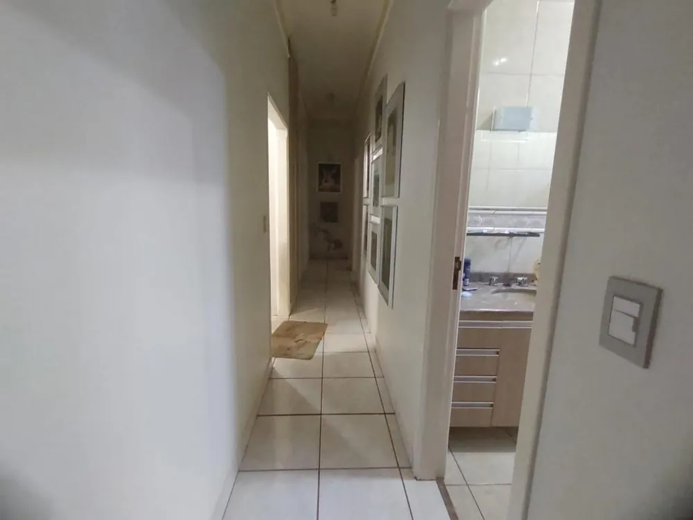 Casa, 3 quartos, 238 m² - Foto 3