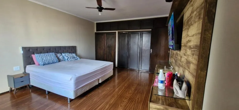 Casa, 4 quartos, 249 m² - Foto 6