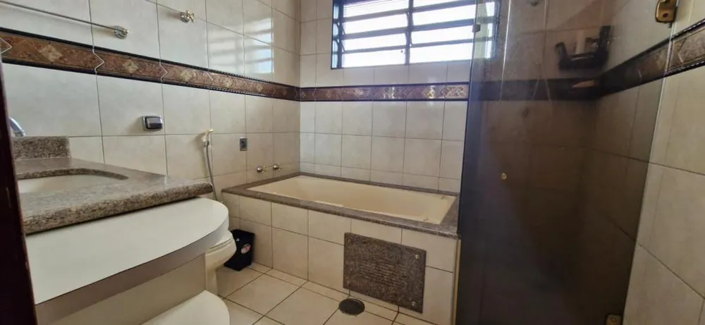 Casa, 4 quartos, 249 m² - Foto 9