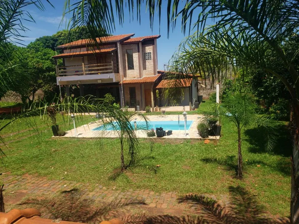 Chácara, 3 quartos, 2000 m² - Foto 1