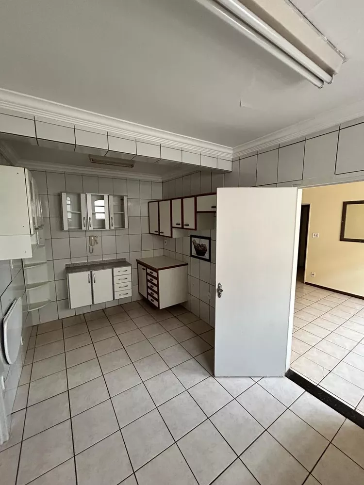 Apartamento à venda com 3 quartos, 99m² - Foto 10