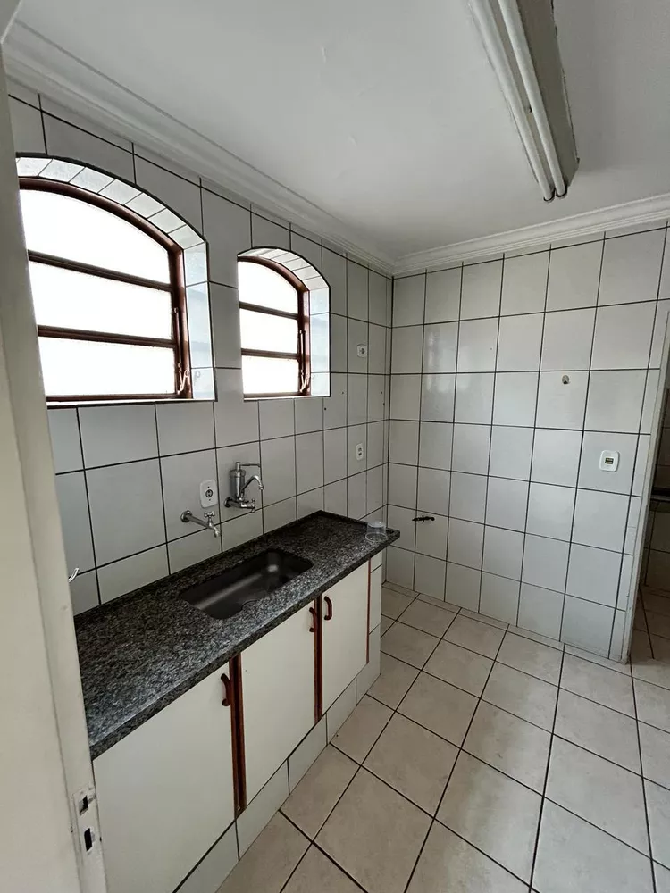 Apartamento à venda com 3 quartos, 99m² - Foto 12