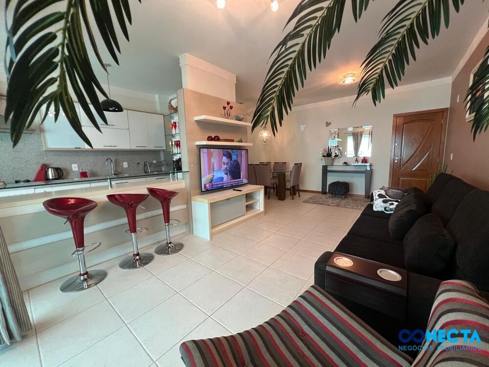 Apartamento para alugar com 3 quartos, 107m² - Foto 1