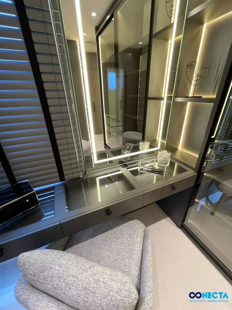 Apartamento, 3 quartos, 240 m² - Foto 4