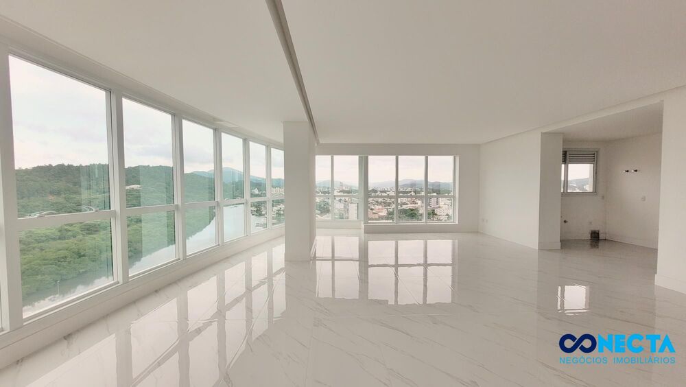 Apartamento à venda com 3 quartos, 187m² - Foto 1