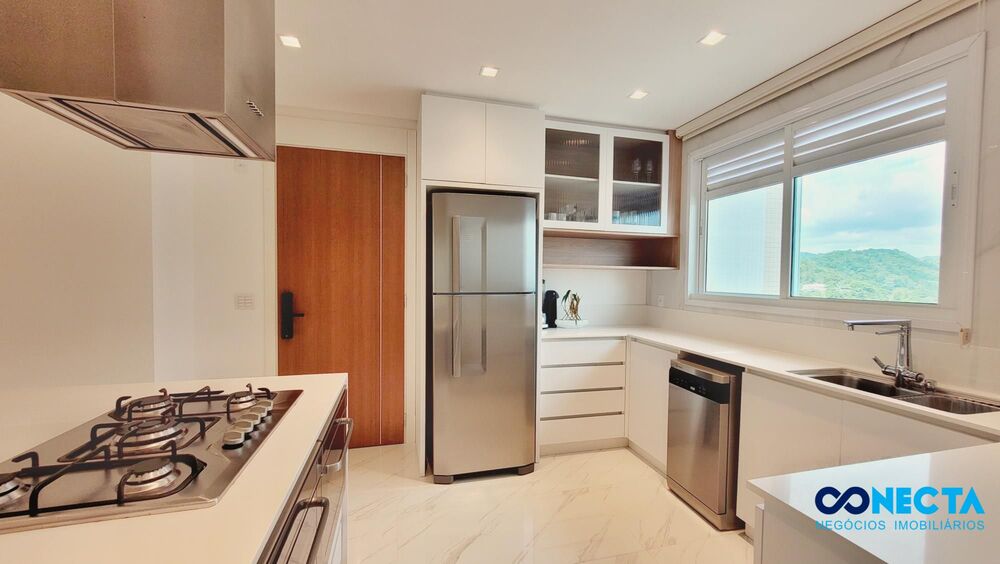 Apartamento à venda com 4 quartos, 187m² - Foto 9