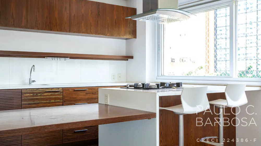 Apartamento, 3 quartos, 267 m² - Foto 1