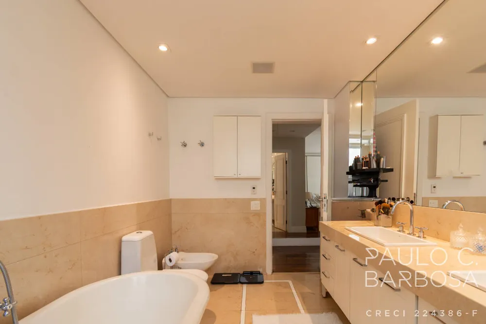 Apartamento, 3 quartos, 249 m² - Foto 16