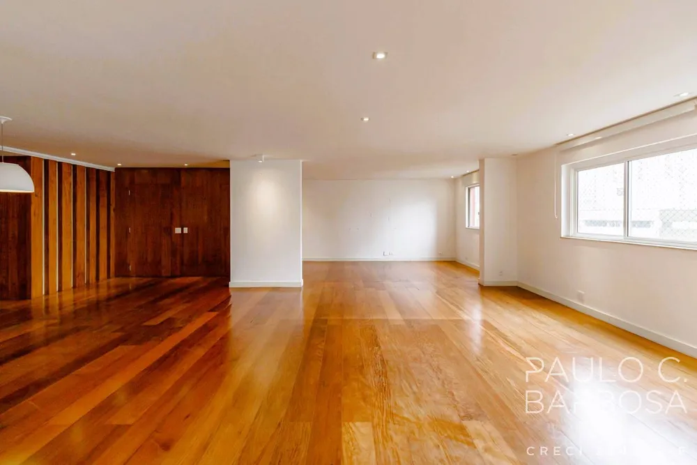 Apartamento, 3 quartos, 236 m² - Foto 2