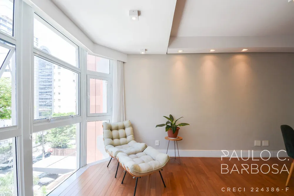Apartamento, 3 quartos, 141 m² - Foto 2