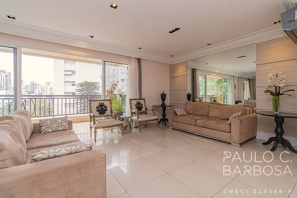 Apartamento, 4 quartos, 210 m² - Foto 1
