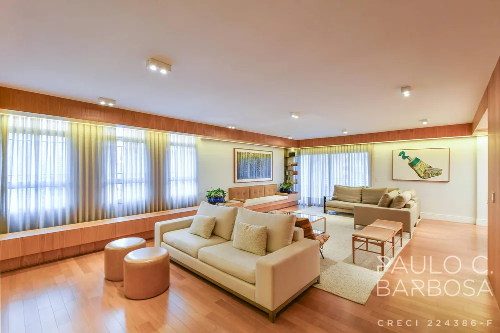 Apartamento, 3 quartos, 222 m² - Foto 2