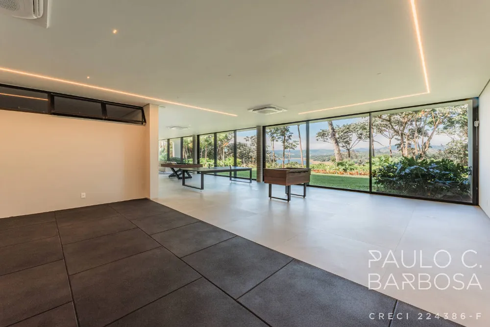 Casa, 7 quartos, 1960 m² - Foto 1