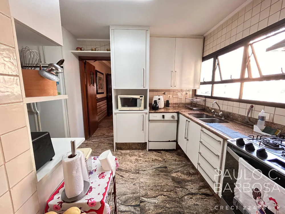 Apartamento, 3 quartos, 189 m² - Foto 11